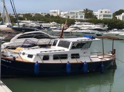 LLAUT CAPEADOR V