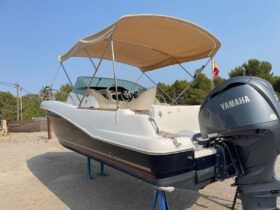 JEANNEAU CAP CAMARAT 755 YAMAHA 300 HP